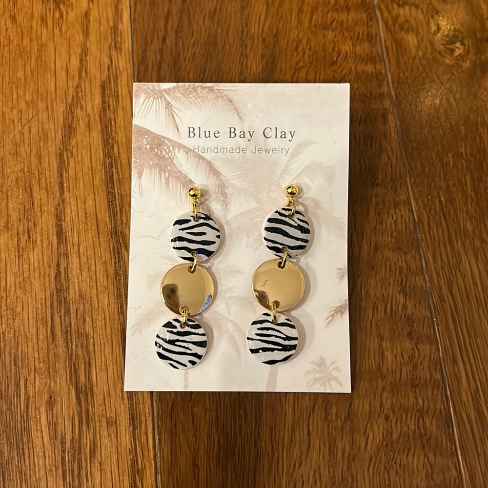 NWT HANDMADE EARRINGS